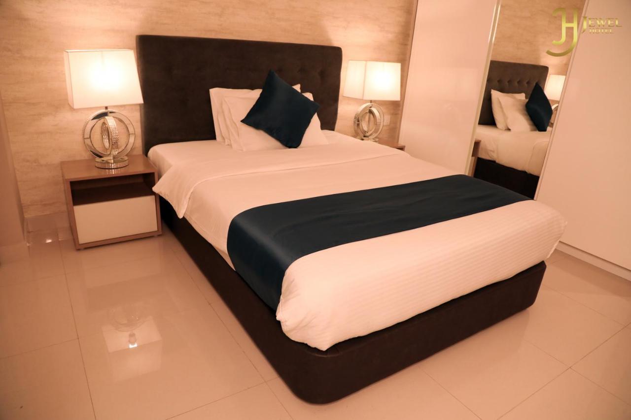 Sunday Luxury Downtown Adliya Formerly Jewel Hotel Manama Extérieur photo